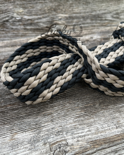 Hobbles that are comfortable for your horse but strong enough to keep them still. Easy storage when not in use.

Built with 16 strands of 550 paracord